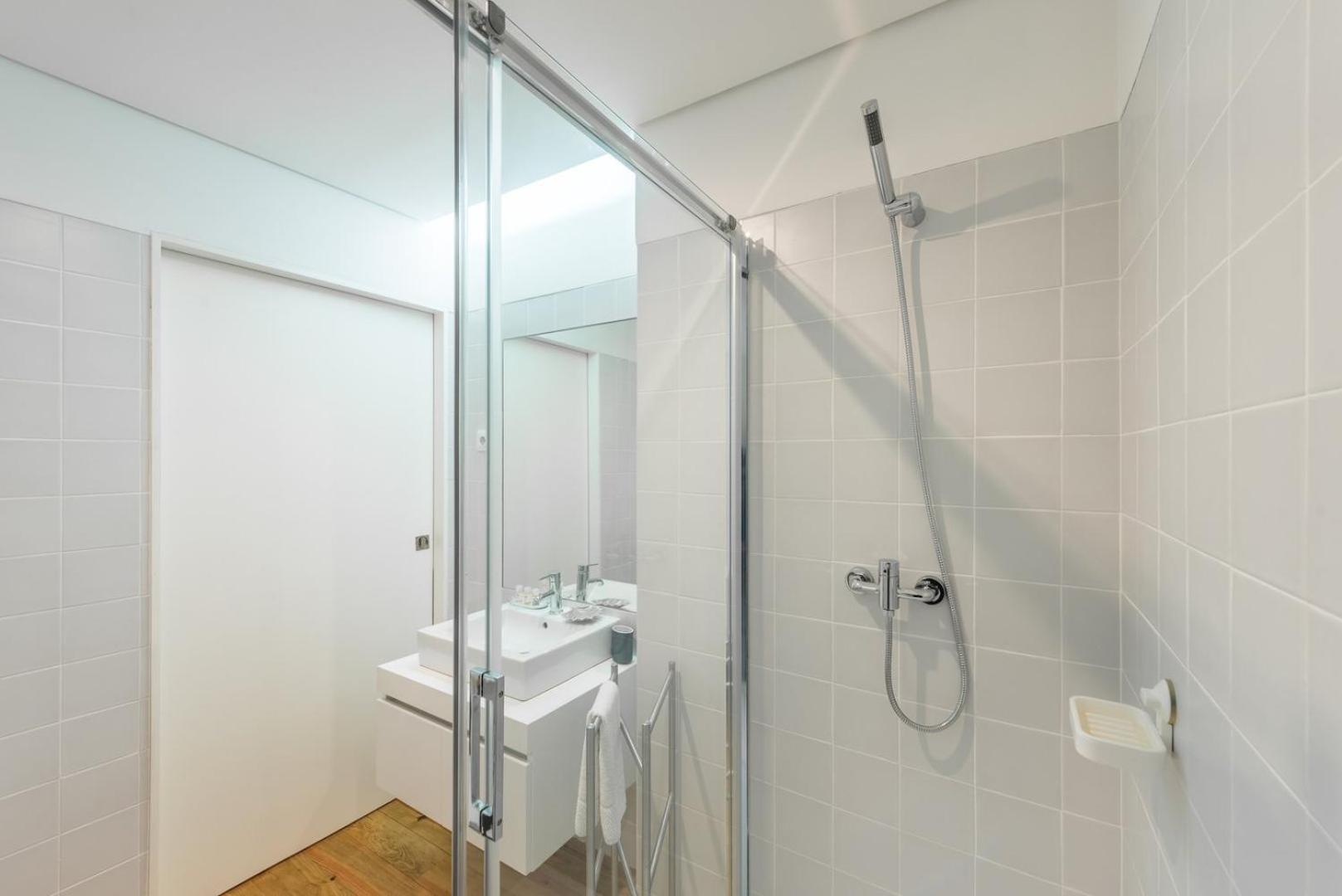 Guestready - Charming Studio In Porto! Eksteriør billede